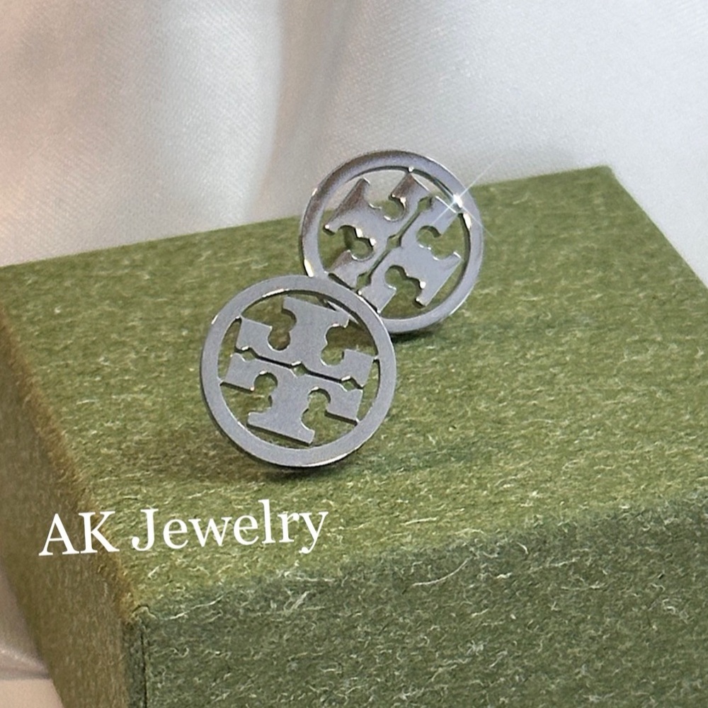 💎EARRINGS Silver Stud Round Hexagon, Needle Pierced Design